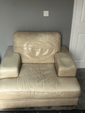 DFS LEATHER ARMCHAIR CREAM