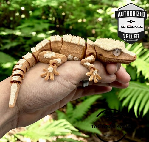 Articulated crested gecko - articulated,
