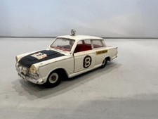 Dinky Toys #212 Ford Cortina