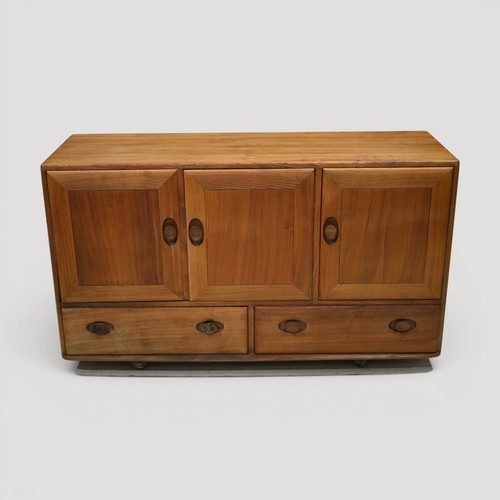 Ercol windsor sideboard model - sideboard,