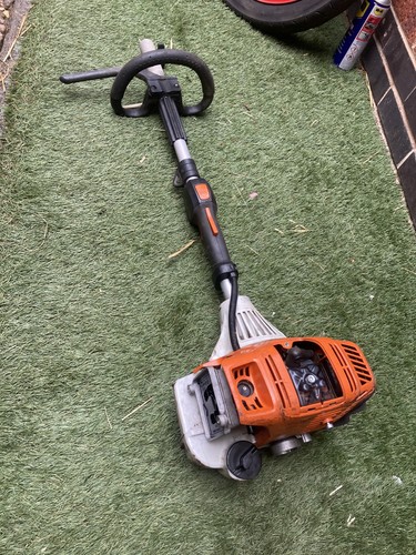 Stihl 111r 2021 - km, tool