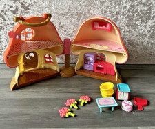 Hello Kitty Toadstool