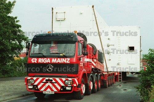 Truck photo mercedes - truck,