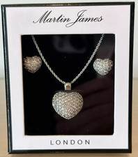 Martin James of London Opulent