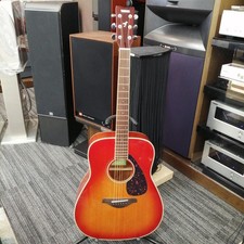 YAMAHA FG820 (NO251005)