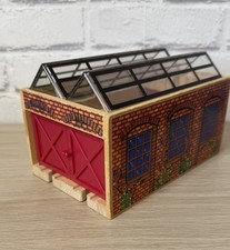 Wooden Railway CAPTAINS SHED