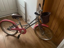 Young girls Pendleton bicycle