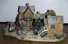 Lilliput Lane Homeward Bound For Christmas  ~ L2574 ~ 2002 ~ Excellent ~ Rare