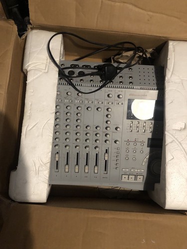 Tascam 564