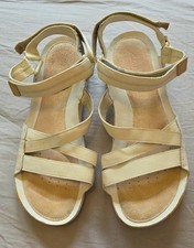 Clarks Trigenic White/ Cream