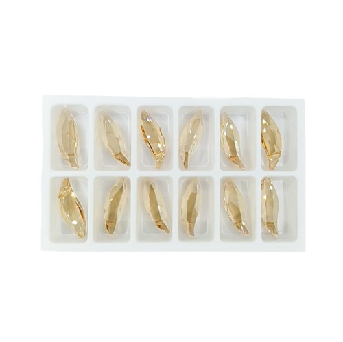 Swarovski lily pendant 6904 - lily,