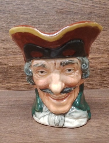 Stunning royal doulton - stunning,