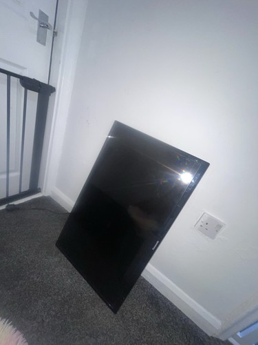 Tvs and 32 - 24’’, 32’’