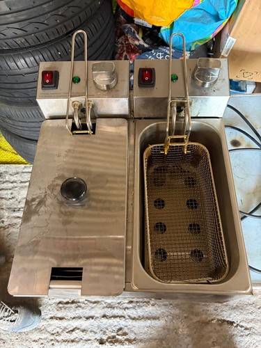 Buffalo double electric - double, fryer