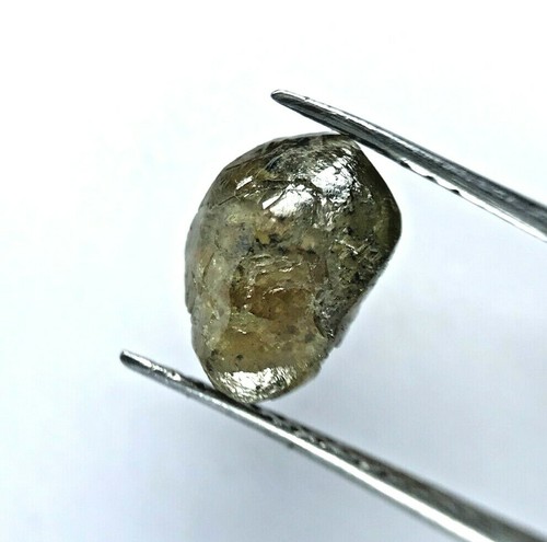 Rough diamond 88tcw grayish - rough, 1.88tcw