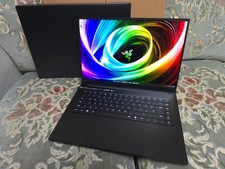 Razer Blade 16 Ryzen AI 9 HX