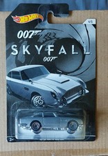 Hot Wheels Skyfall 007 James