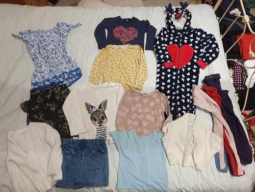 Girls clothes bundle aged - girls, 6-7