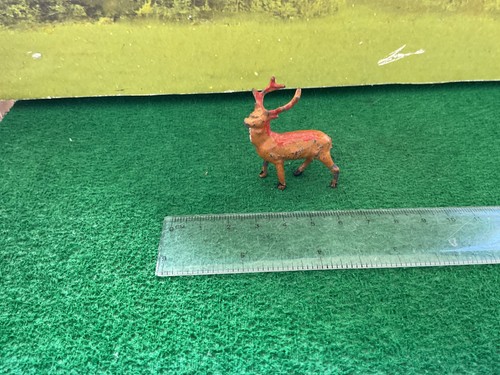 Vintage britain era lead zoo - britain,
