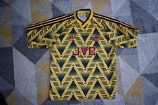 Authentic 1991-93 Arsenal Away