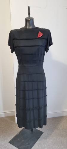 Genuine vintage 1940s - vintage, black