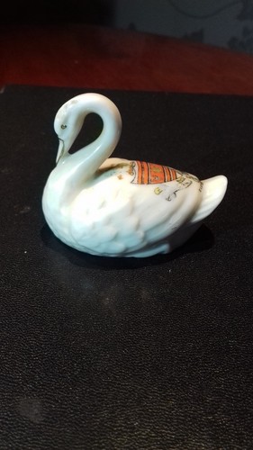 Vintage crested china swan - vintage,
