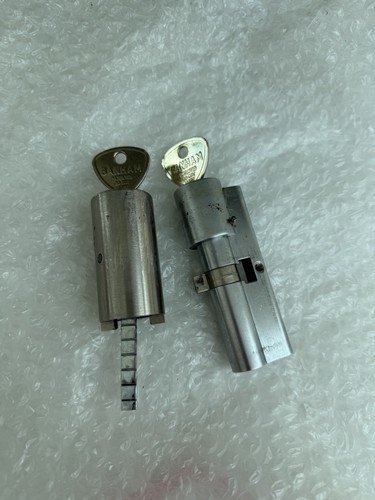 Two banham door locks l2000 - banham,