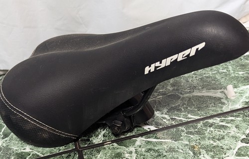 Hyper black polyurethane foam - hyper,