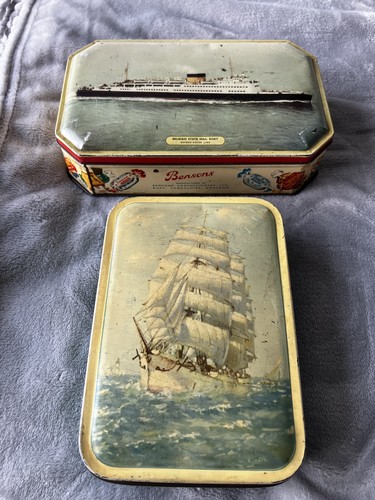 Vintage tins with ships - ,
