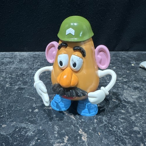 2001 hasbro toy - hasbro, story