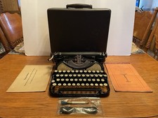 Circa 1942 - 46 Corona