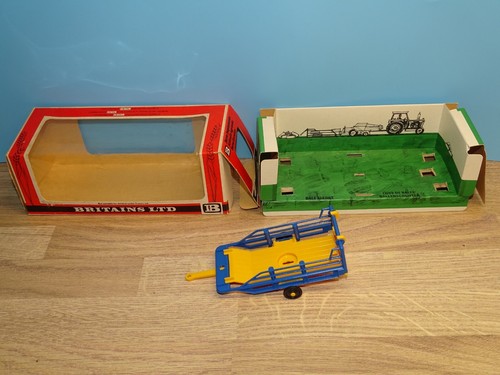 Britain bale sledge model - bale,