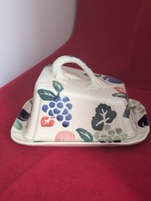 Royal Winton Bordeaux Hand Decorated Spongeware Cheese Dish Made in England