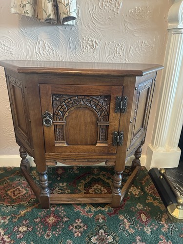 Oak bros old charm pedestal - old, charm,