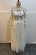 Pronovias Wedding Dress