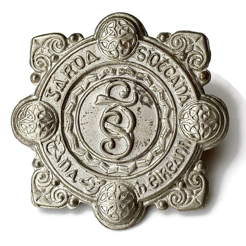 Irish police garda siochana - garda,