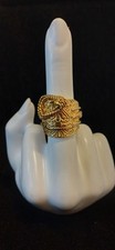 Beautifully Detailed 9ct/ 375