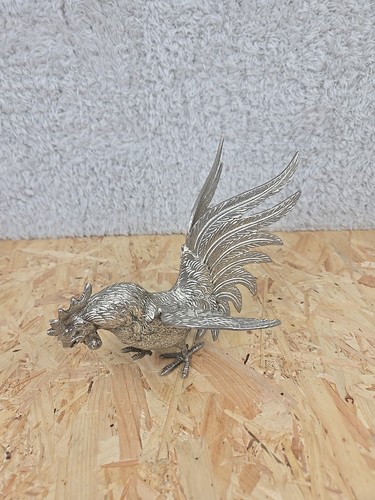 Vintage white metal - white,