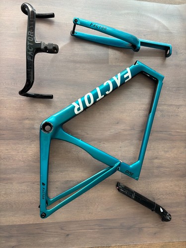 Factor one 2022 blue - 2022,