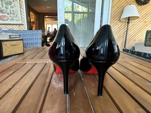 Christian louboutin black pump - christian,