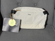 BNWT Unisex Bellroy White Lite