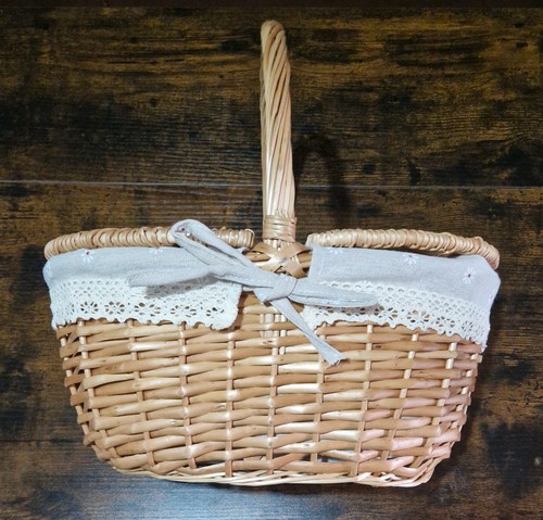 Wicker picnic basket - wicker,