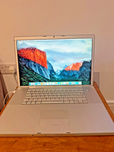 Apple macbook pro - apple, 17"
