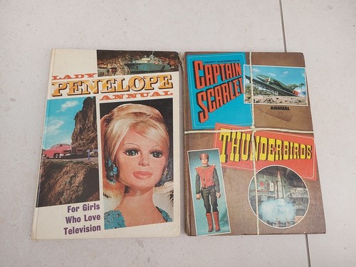 Captain scarlett thunderbirds - scarlett,