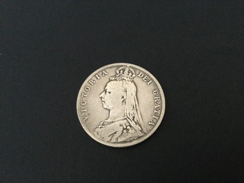 Queen victoria half - queen, 1892