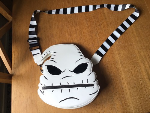 Oogie boogie white crossover - oogie,