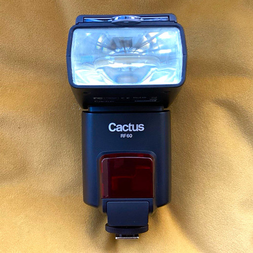 Cactus rf60 hot shoe flash - hot, gun