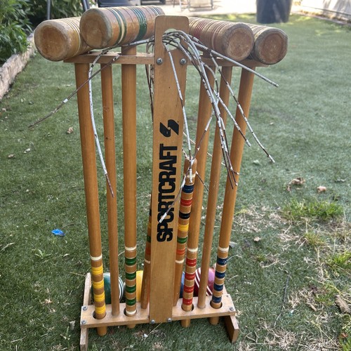 Vintage player croquet - player,