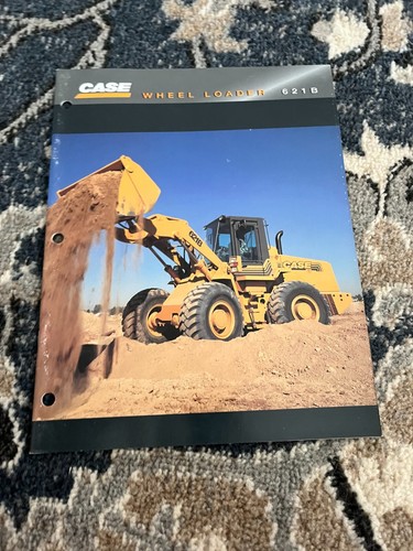 Case tractor 621b - tractor, loader