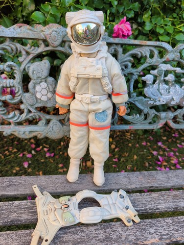 Vintage action man 1990s - vintage,